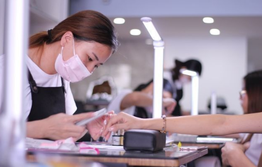 手把手教你开美甲加盟连锁店,轻松创业 手把手教你开美甲加盟连锁店,轻松创业