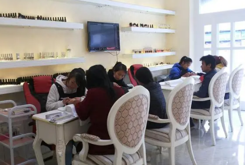 手把手教你开美甲加盟连锁店,轻松创业 手把手教你开美甲加盟连锁店,轻松创业