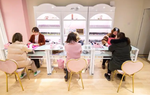手把手教你开美甲加盟连锁店,轻松创业 手把手教你开美甲加盟连锁店,轻松创业