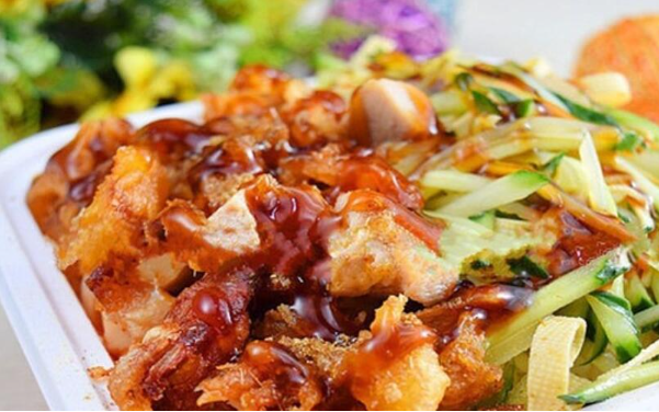 开烤肉拌饭店加盟一年需要多少资金？