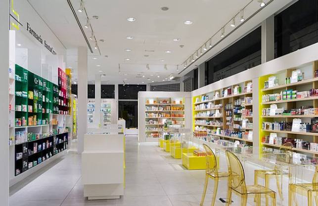 加盟连锁药店的优势和劣势有哪些？加盟连锁药店挑战与机遇