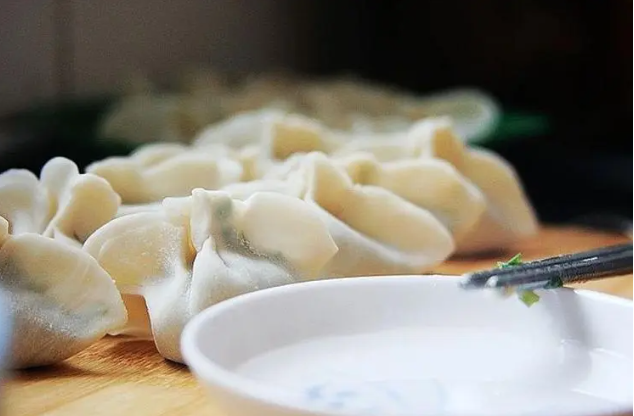手工水饺店加盟费多少钱一个月?搞定加盟店,月盈利惊人! 手工水饺店加盟费多少钱一个月?搞定加盟店,月盈利惊人!