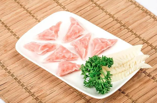 火锅食材加盟费多少钱?投资费用分析，关键因素一网打尽！