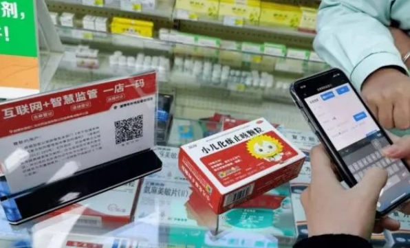 药店加盟好不好做？从几个方面看这个行业的机会和挑战