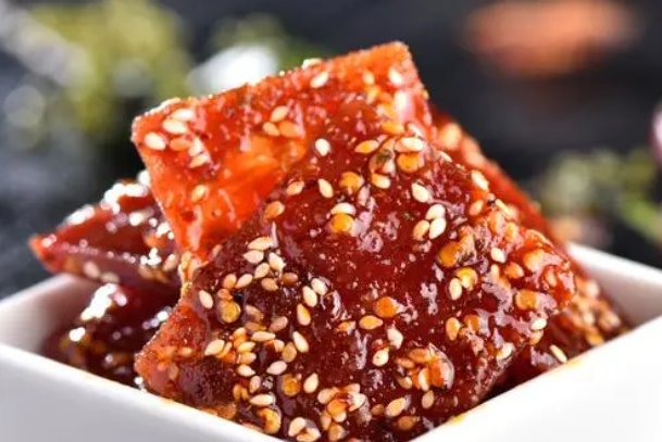 如何合理考虑零食店加盟费用？助你选择适合的品牌！