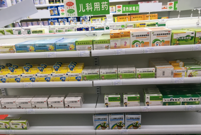药店自营和加盟的比较，优缺点一览