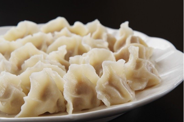 开一家水饺馆加盟，创业者一个月需要花费多少？