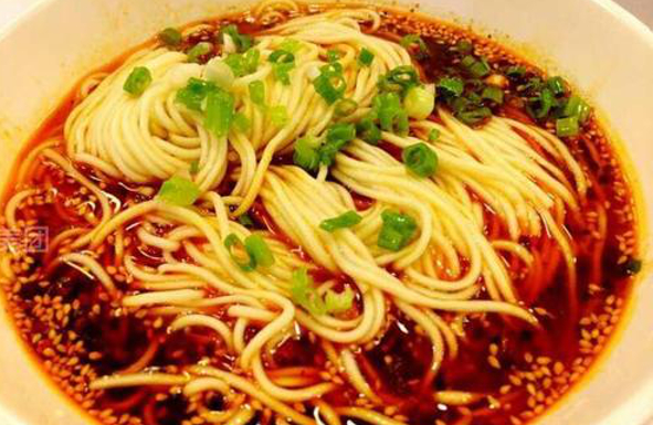 探究开一家重庆小面店加盟费需要多少钱？