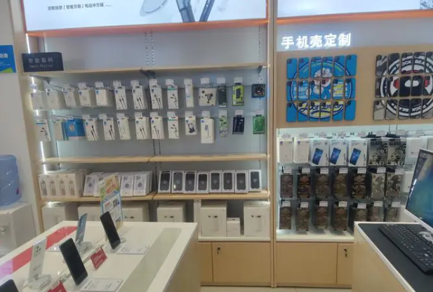 探析手机维修店加盟行业：投资回报、加盟费用和发展前景一网打尽