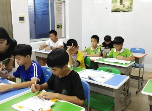书法练字班加盟多少钱合适？书法练字班加盟多少钱合适？