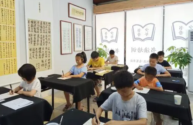 书法练字班加盟多少钱合适？书法练字班加盟多少钱合适？