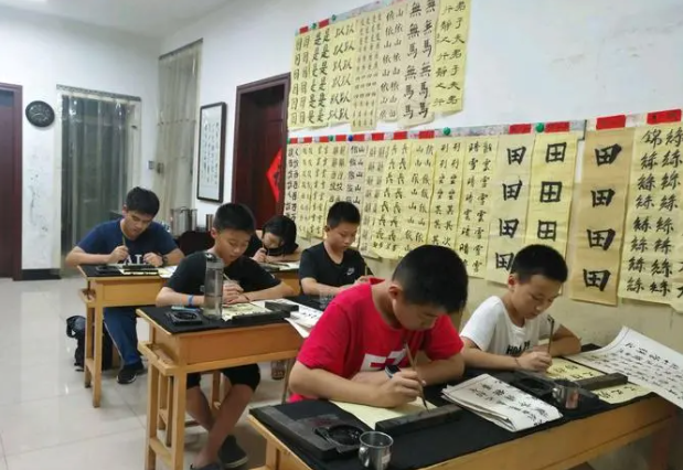书法班加盟费多少？探索书法班加入的成本与价值