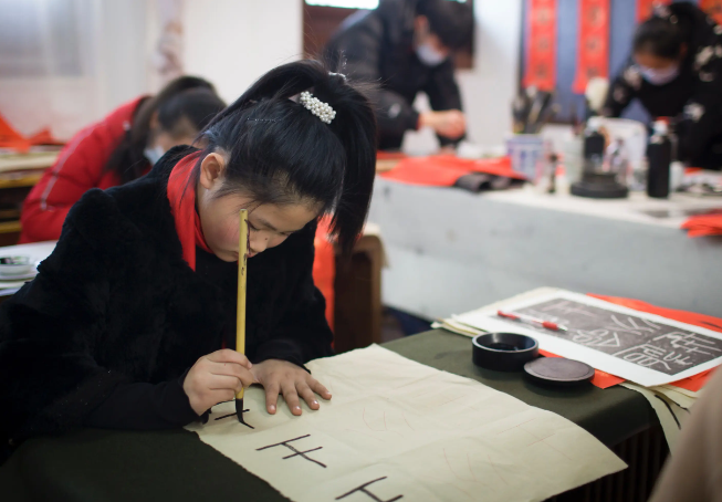 书法班加盟费多少？探索书法班加入的成本与价值