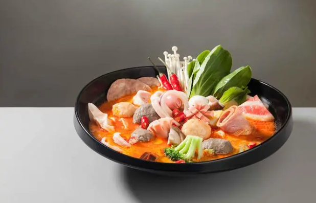 开麻辣烫店加盟费多少钱？