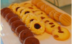 加盟一扫光休闲食品加店赚钱吗