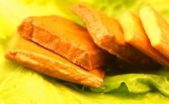 零食品牌投资哪个比较好