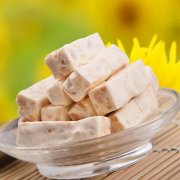 加盟零食店如何正确选址